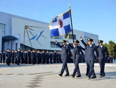 Σχολή Ικάρων: Δείτε βίντεο για τα 4 δύσκολα και απαιτητικά χρόνια της φοίτησης